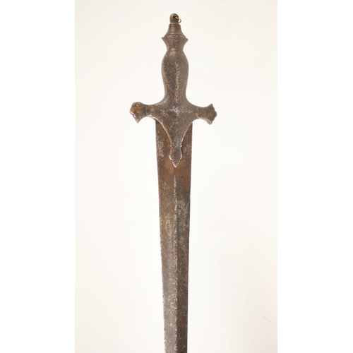 282 - An Indian short Talwar, 17th /18th century, with acutely tapering straight double-edged blade, and i... 