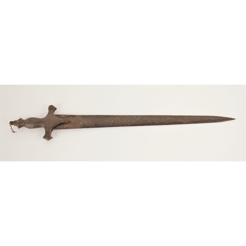 282 - An Indian short Talwar, 17th /18th century, with acutely tapering straight double-edged blade, and i... 