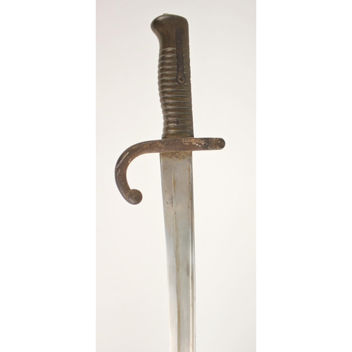 286 - A French model 1866 Chassepot bayonet and scabbard, blade length 58cm