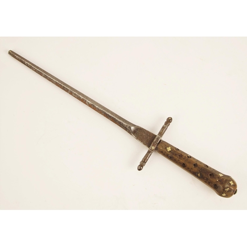 307 - A Stiletto Dagger, 17th / early 18th century, probably Italian, with slender blade of stiff-diamond ... 