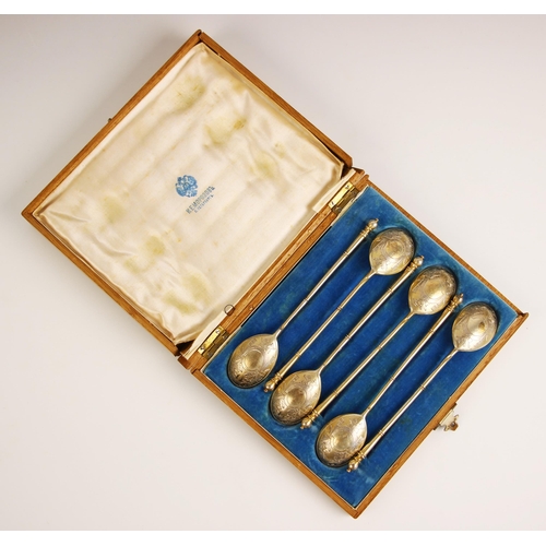 134 - A cased set of six 20th century Russian silver and gilt teaspoons, Moscow, possibly Matrena Andreyev... 