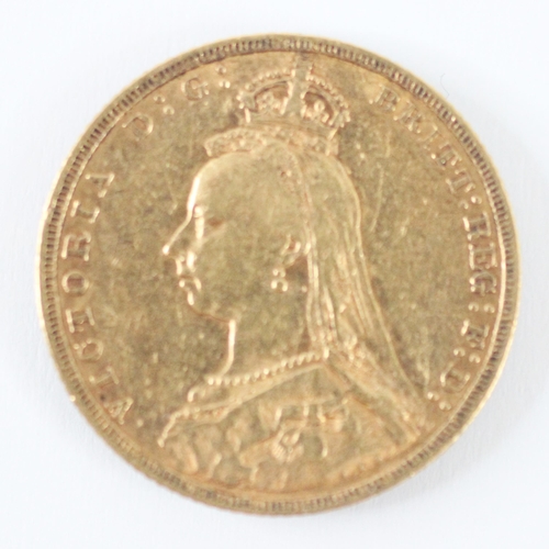 419 - A Victorian gold sovereign, dated 1887, weight 7.9gms