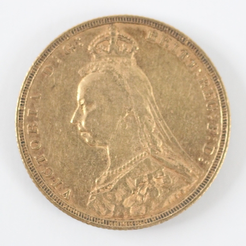 421 - A Victorian gold sovereign, dated 1889, weight 7.9gms