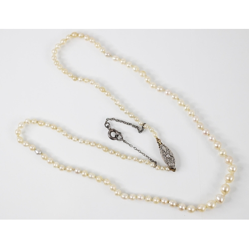 200 - A string of untested pearls, 19th century, the one hundred and eleven graduated pearls of non unifor... 