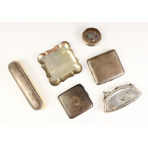 73 - A selection of silver items including a George VI silver coin purse, possibly Joseph Gloster, Birmin... 