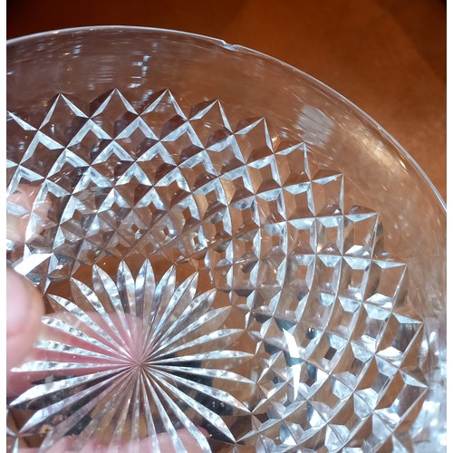 911 - Nine Waterford Crystal 'Alana' pattern finger bowls, etched maker's mark to base, each 12.5cm diamet... 