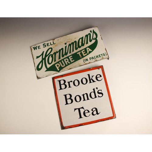 986 - A vintage enamelled double sided sign 'Brooke Bond's Tea', with angled side for wall mounting, 28cm ... 