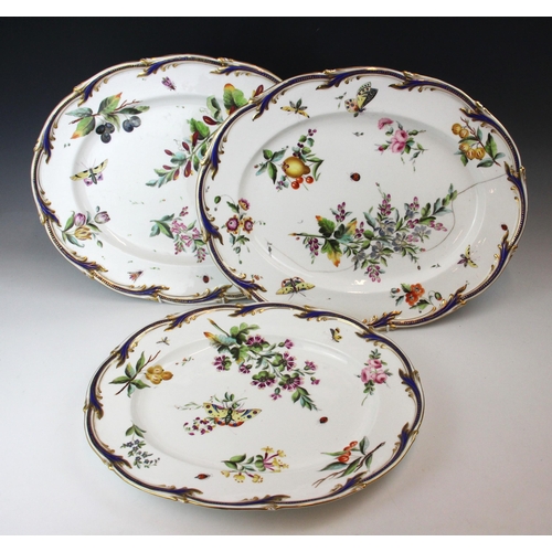 666 - A pair of Coalport twin handled footed serving bowls and covers, mid 19th century, the blanks from m... 