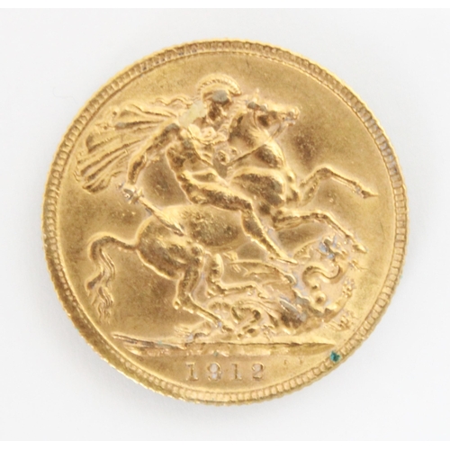 142 - A George V full sovereign, dated 1912, 8gms