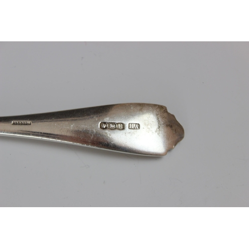 76 - A set of four George VI silver Pembury pattern table spoons, Atkin Brothers, Sheffield 1937, with Rd... 