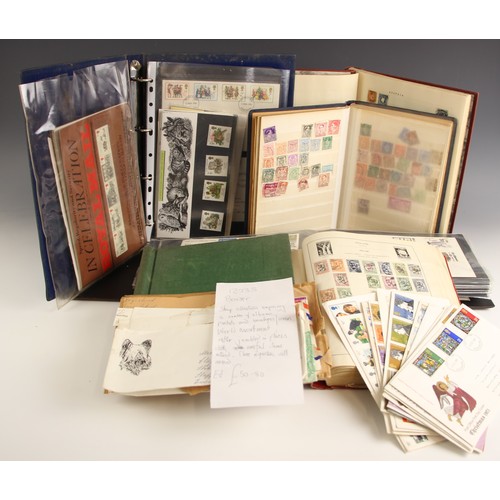 472 - A stamp collection comprising a number of albums, packets and envelopes/covers, world assortment, ju... 