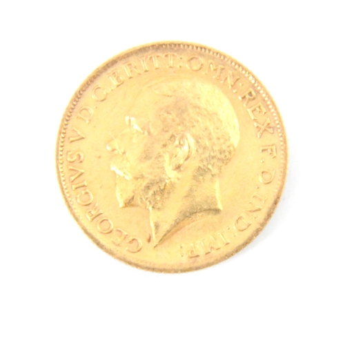 112 - A George V full sovereign, dated 1912, 8gms