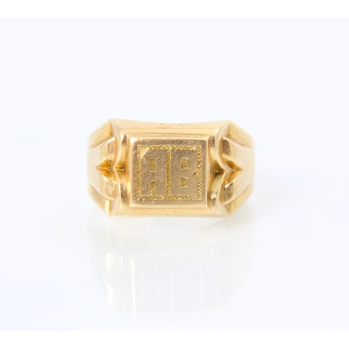 130 - A French 18ct yellow gold signet ring, the rectangular raised cartouche with 'AB' initial, leading t... 