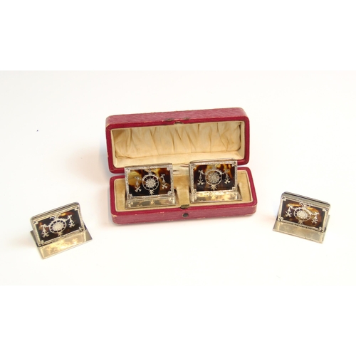 62 - A pair of Edwardian silver mounted pique work menu/place card holders, William Comyns, London 1907, ... 