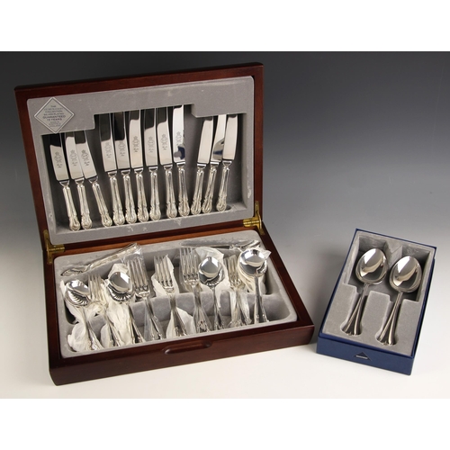 89 - A canteen of silver plated Dubarry pattern flatware, the six person cutlery comprising teaspoons, ta... 