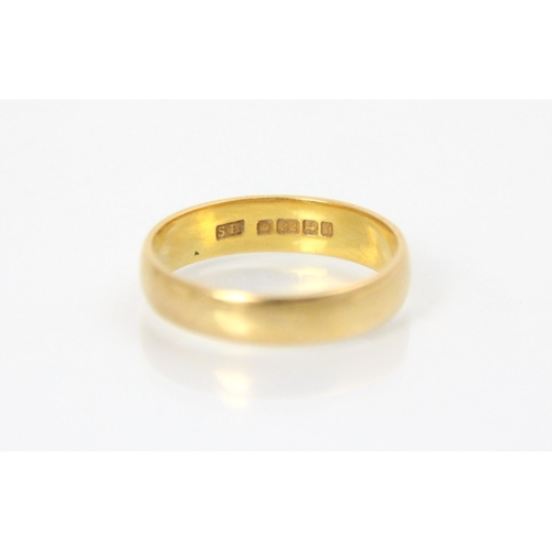 313 - A 22ct yellow gold wedding band, stamped 'SH' Birmingham possibly 1926, 4gms, ring size R