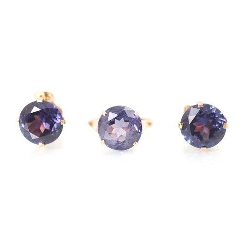 356 - A selection of yellow metal jewellery, including a suite of amethyst coloured stone set jewellery, c... 