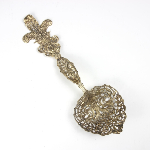 62 - A 20th century Tiffany sterling silver gilt spoon, the Prince of Wales feathers above an openwork fo... 