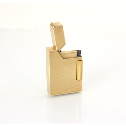 93 - A 9ct yellow gold Dunhill ‘Broadboy’ lighter, the lighter with all over engine turned detail and Pat... 