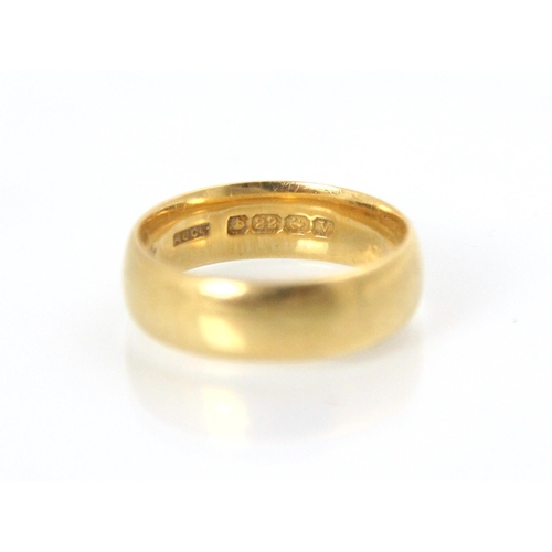 98 - A 22ct wedding band, stamped ACCo, Birmingham 1945, ring size J 1/2, 5gms