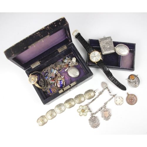 237 - A selection of costume jewellery, including a yellow metal cased ladies wristwatch, a gold plated Ro... 