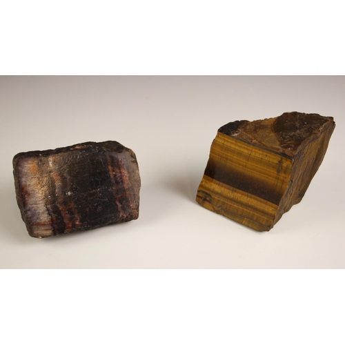 256 - A rough piece of Blue John mineral, 7cm high, along with a rough piece of Tiger's eye mineral, 5.5cm... 