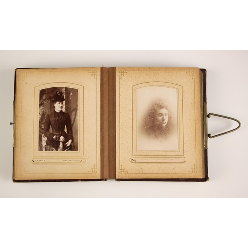 261 - A carte de visite depicting Count Primo Magri (1849-1920) and his wife Lavinia Warren (1841-1919) (w... 