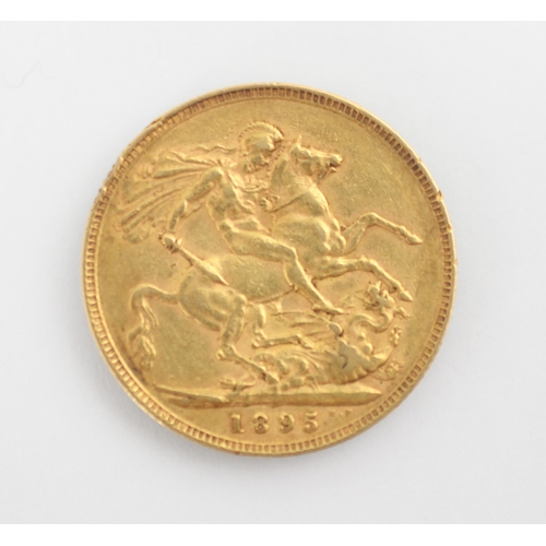 109 - A Victorian full sovereign, dated 1895, 8gms