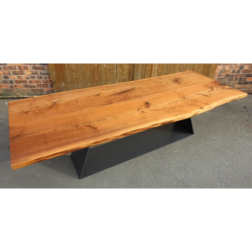 910 - A Heals Riva 1920 Bedrock Plant C table by Terry Dwan, six to eight seater, the French walnut slab t... 