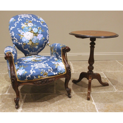 725 - A Victorian walnut pedestal occasional table, the circular top centred with an inlaid scalloped roun... 