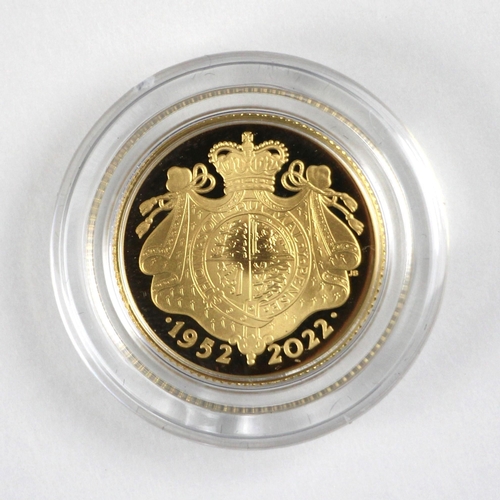 31 - Elizabeth II (1952-2022), The Platinum Jubilee 1/4oz gold £25, 2022, proof, United Kingdom, Queen El... 