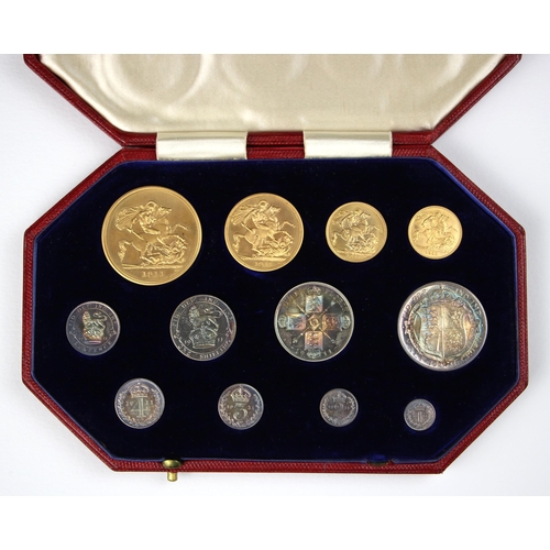 90 - George V (1910-1936), Official Specimen Set, 1911, comprising: Quintuple Sovereign, Double Sovereign... 