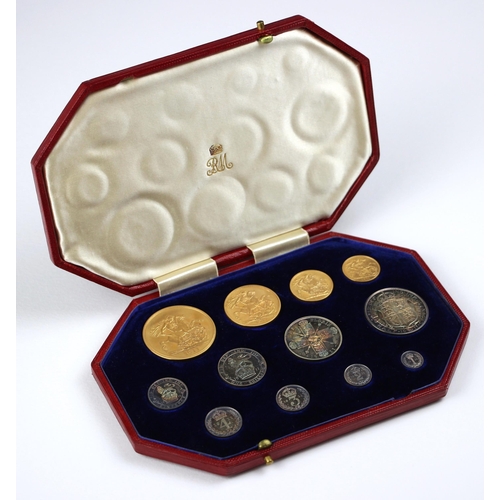 90 - George V (1910-1936), Official Specimen Set, 1911, comprising: Quintuple Sovereign, Double Sovereign... 