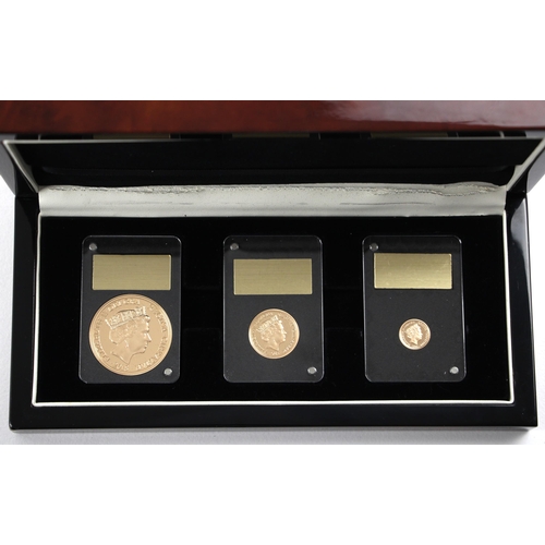 117 - Elizabeth II (1952-2022), The Official Coronation 65th Anniversary Three Gold Coin Set, 2018, Proof,... 