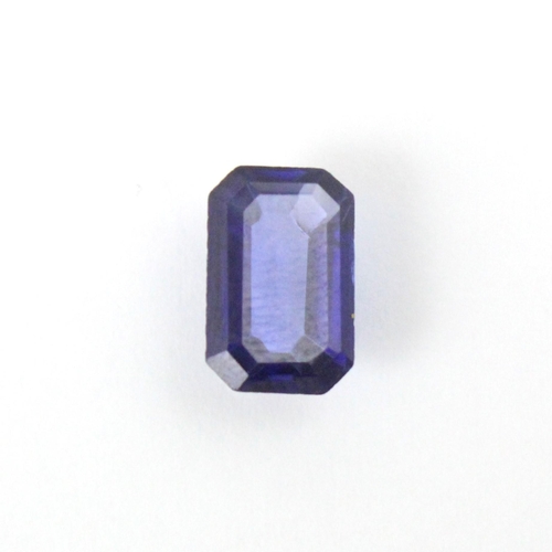 258 - A loose untested sapphire stone, the emerald cut stone measuring 10.27 x 6.68 x 3.77mm, total estima... 