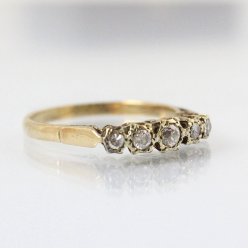 286 - An Edwardian style diamond five stone ring, the central old cut diamond with two smaller mixed cut d... 