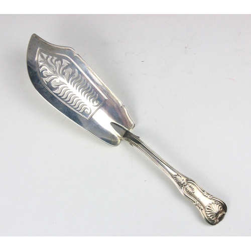 29 - A Victorian silver Kings pattern fish slice, William Eaton, London 1842, with crest to terminal depi... 