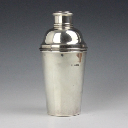 68 - A George V silver cocktail shaker, Goldsmiths and Silversmiths Ltd, London 1936, the removeable cove... 