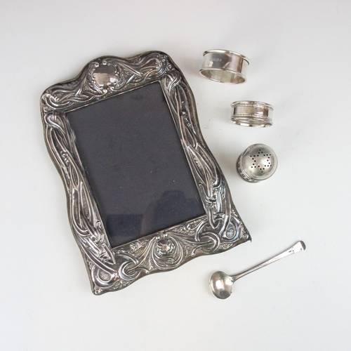 72 - A selection of silver items, including an Art Nouveau style photograph frame, Keyford Frames Ltd, Lo... 