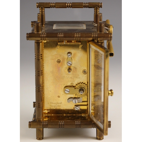 856 - An English 20th century brass cased carriage timepiece by Matthew, Norman, London, the 5.5cm white e... 