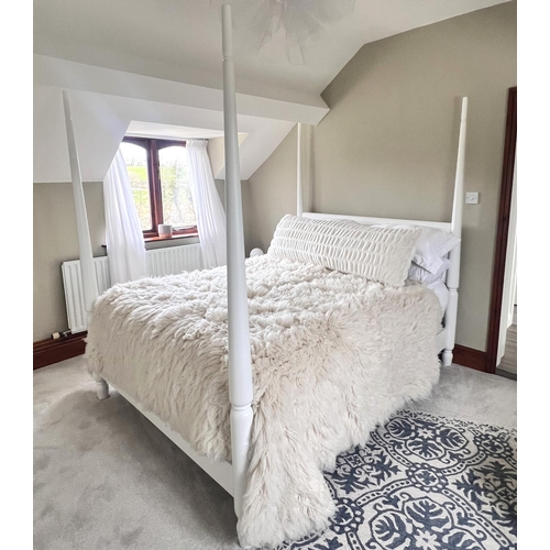 1047 - A Heals 'Pinner' four poster bed finished in flint white, early 21st century, the four tapering colu... 