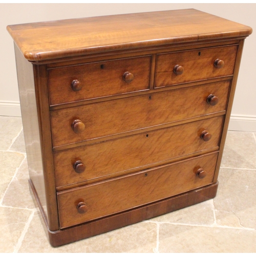 981 - A Victorian walnut chest of drawers, the rectangular top with rounded front corners over two short a... 