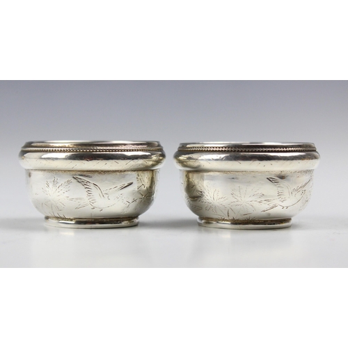 5 - A pair of Victorian silver open salts, Walter & John Barnard, London 1880, with continuous aesthetic... 