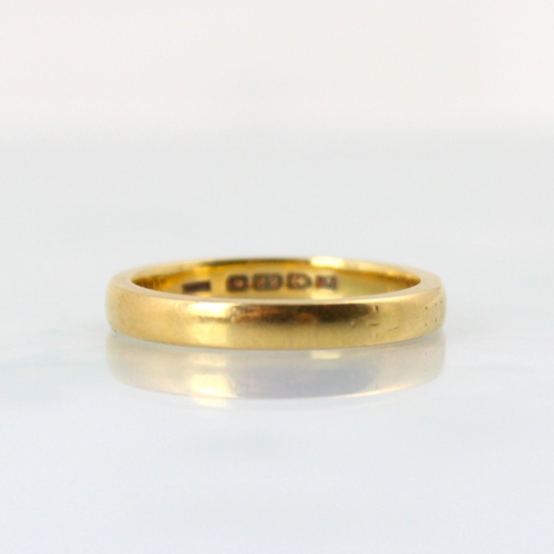 97 - A 22ct yellow gold wedding band, stamped 'WM' Birmingham 1933, ring size M 1/2, 4.6gms