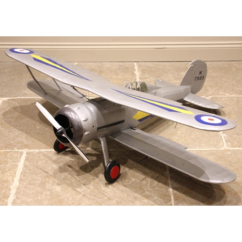 567 - A scratch-built large scale model of a World War II Gloster Gladiator K7985 'Silver Lady' bi-plane, ... 