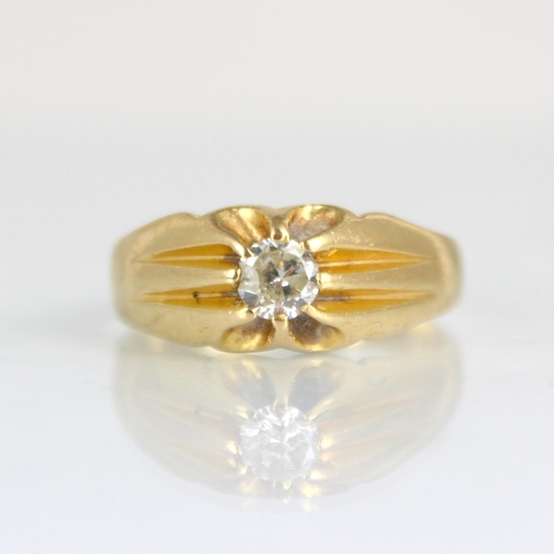 301 - An 18ct yellow gold diamond ring, the round cut diamond within openwork claw setting leading to a pl... 