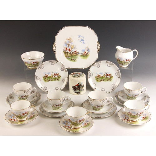 570 - HUNTING INTEREST: A Royal Worcester Group Palissy part dinner service in the 'Game Series' pattern, ... 