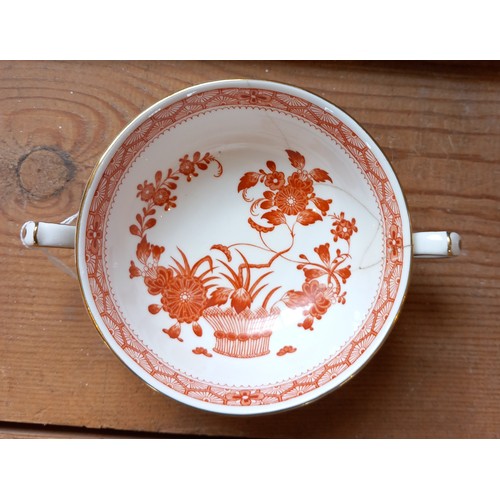 552 - A Royal Crown Derby part dinner service in the red ‘Aves’ pattern, comprising: four twin handled sou... 