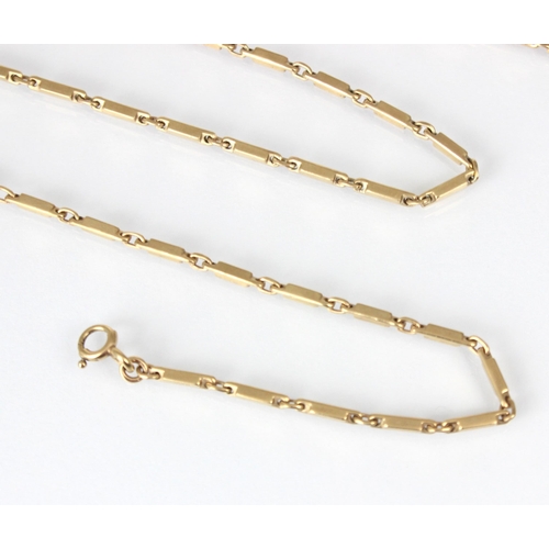 261 - A late 20th century 9ct gold chain, the rectangular panels with bolt ring, stamped indistinctly, 51c... 