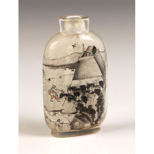 621 - A 19th century Chinese reverse painted glass snuff bottle, of rounded rectangular form and painted w... 